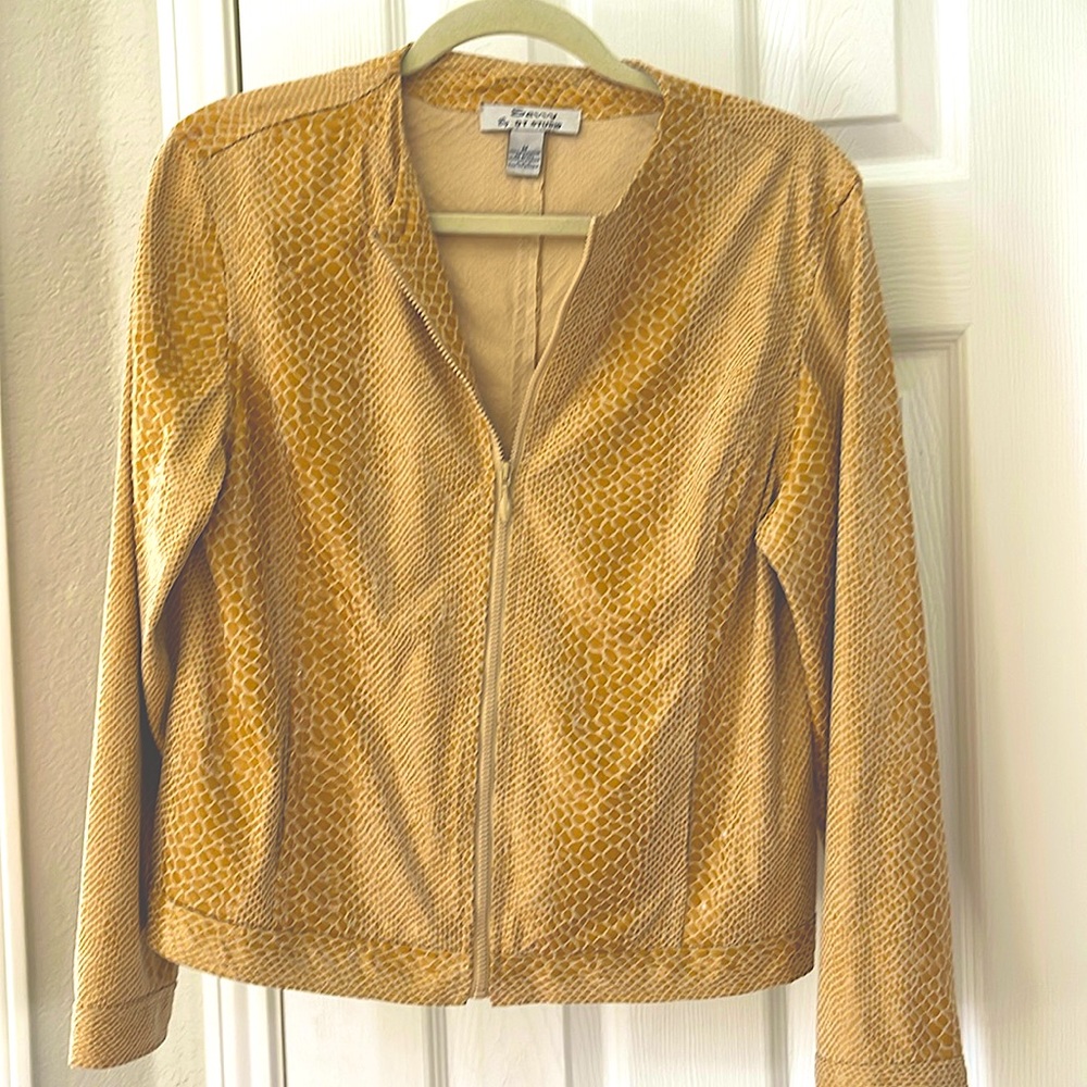 Light weight polyester jacket - Size M